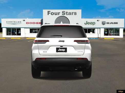 New 2025 Jeep Grand Cherokee L Limited w/ Black Appearance Package image 6