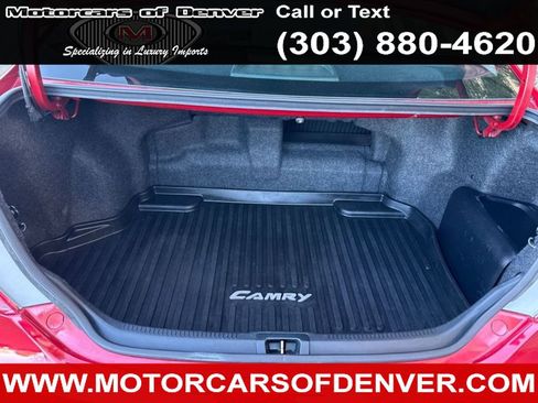 Used 2014 Toyota Camry XLE image 11