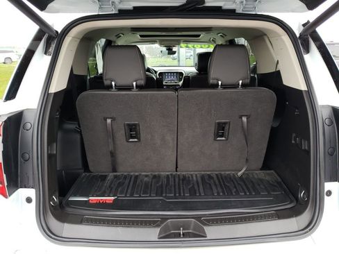 Used 2020 GMC Acadia Denali w/ LPO, 'HIT The Road' Package AWD/4WD image 23