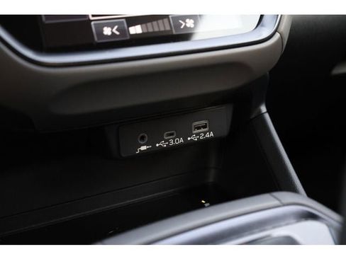 New 2026 Subaru Crosstrek 2.5i Limited w/ Crosstrek Mirror Package image 45