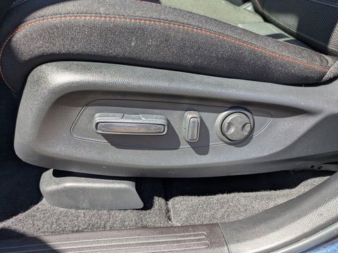 Used 2025 Honda CR-V Sport image 11