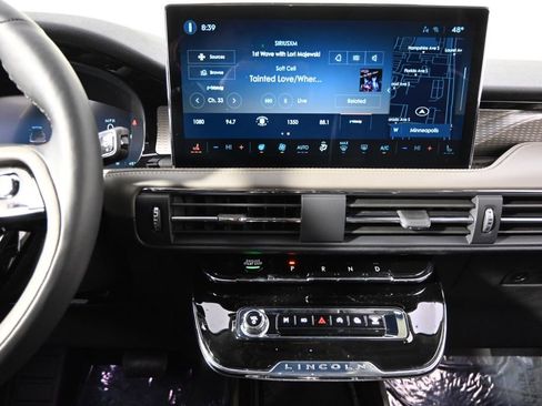 New 2026 Lincoln Corsair Reserve w/ Jet Appearance Package AWD/4WD image 27