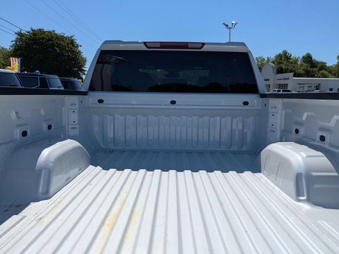 Used 2024 GMC Sierra 1500 SLT w/ SLT Premium Package AWD/4WD image 28
