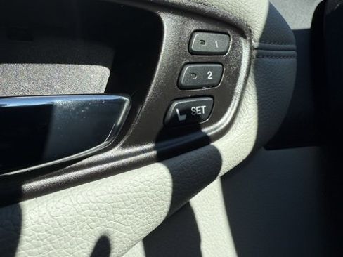 Certified 2017 Acura RDX w/ Technology Package image 26