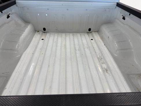 Used 2023 Nissan Frontier SV AWD/4WD image 13