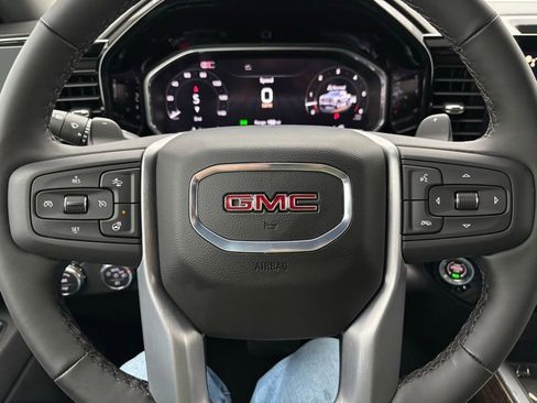 New 2026 GMC Sierra 1500 Elevation w/ Preferred Package image 18