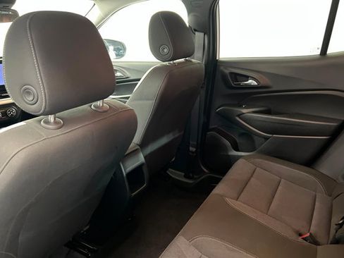 Used 2024 Chevrolet Trax LS FWD image 19