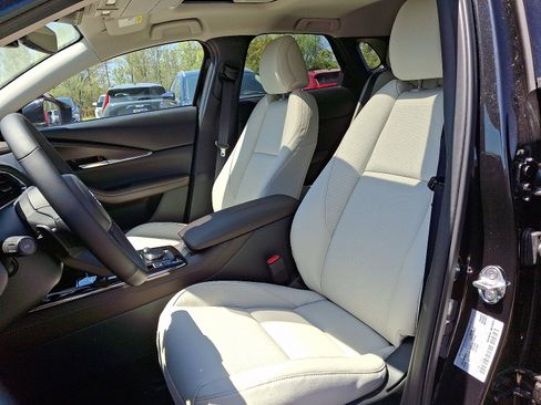 New 2025 MAZDA CX-30 2.5 Turbo w/ Premium Plus Pkg image 7