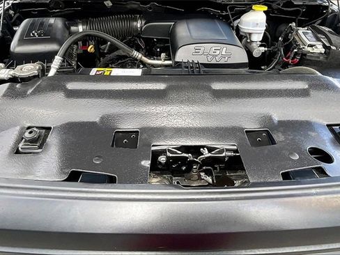 Used 2023 RAM 1500 Classic Warlock image 9