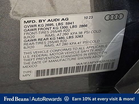 Used 2024 Audi Q5 e Premium Plus w/ Premium Plus Package AWD/4WD image 32