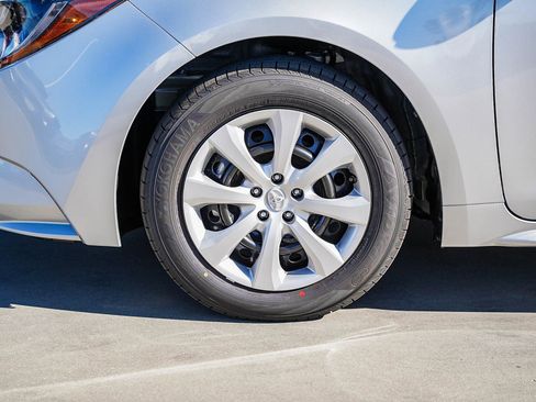 New 2026 Toyota Corolla XSE image 5