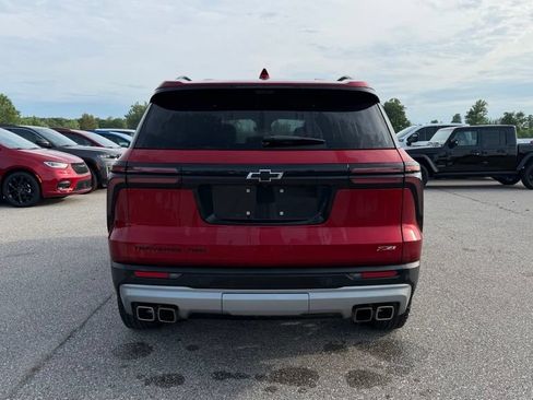 Used 2024 Chevrolet Traverse Z71 w/ Enhanced Driving Package AWD/4WD image 8