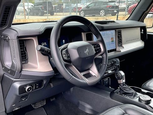 Certified 2025 Ford Bronco Outer Banks image 18