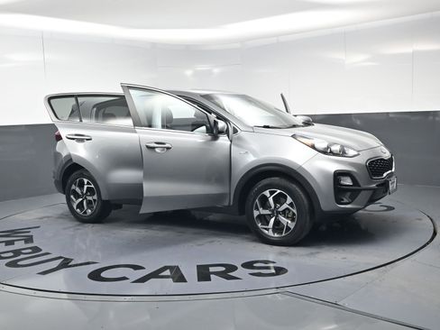 Used 2021 Kia Sportage LX image 26
