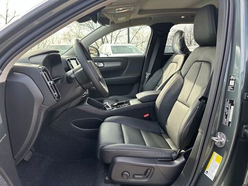 New 2026 Volvo XC40 B5 Plus w/ Climate Package image 14