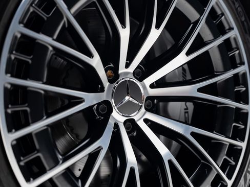 Used 2024 Mercedes-Benz CLE 53 AMG 4MATIC w/ Driver Assistance Package image 23