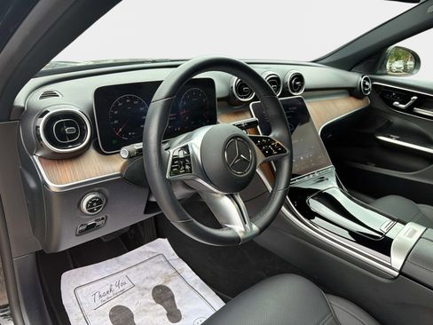 Used 2025 Mercedes-Benz C 300 Sedan image 17