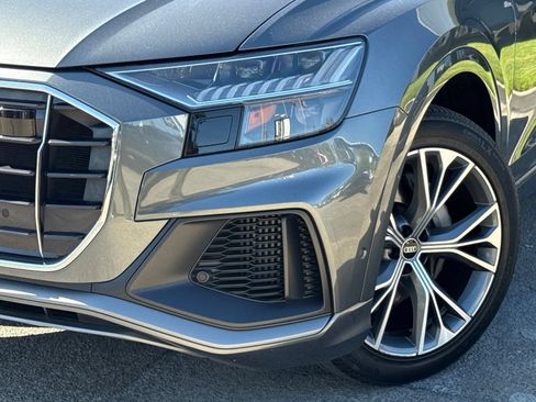 Used 2023 Audi Q8 Premium Plus w/ Premium Plus Package AWD/4WD image 3