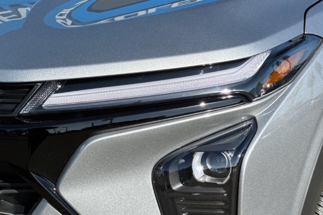 New 2026 Chevrolet Trax LT w/ Driver Confidence Package FWD image 37