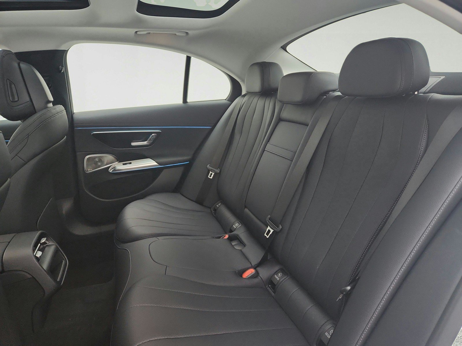 Certified 2025 Mercedes-Benz E 350 Sedan image 27