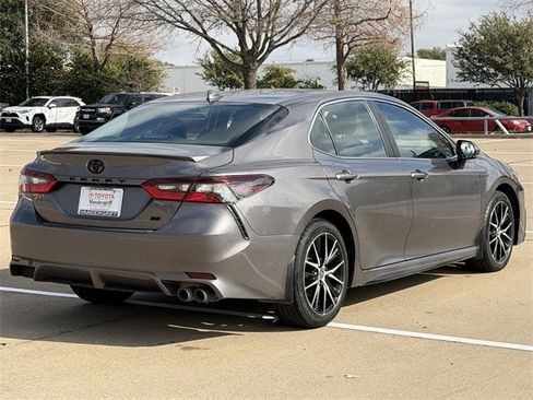 Certified 2024 Toyota Camry SE image 4