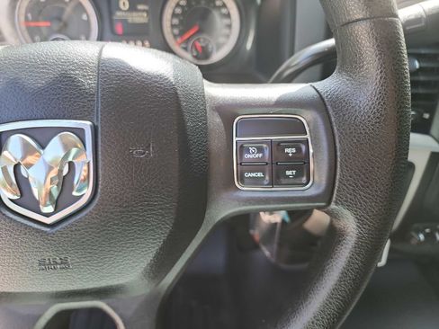 Used 2016 RAM 3500 SLT AWD/4WD image 25