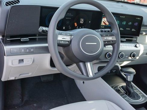 New 2026 Hyundai Kona SE FWD image 9