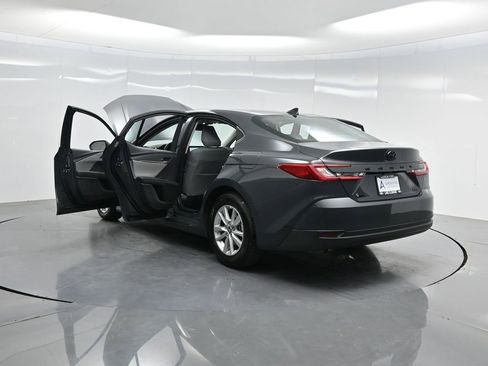 Used 2025 Toyota Camry LE w/ Convenience Package image 49