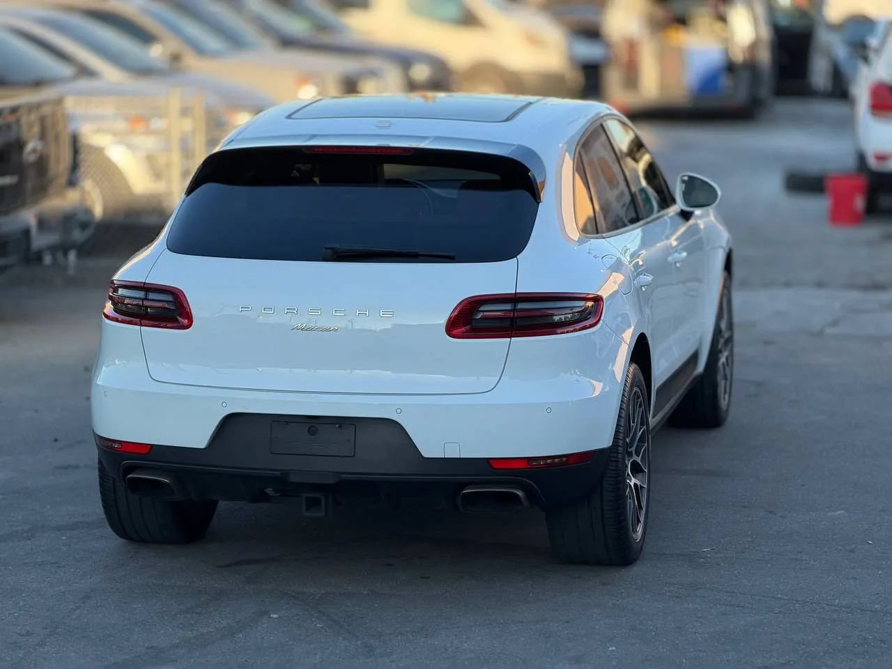 Used 2017 Porsche Macan AWD/4WD image 15