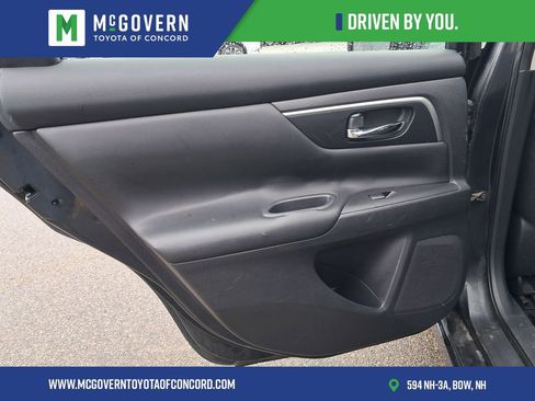 Used 2015 Nissan Altima 2.5 S w/ Power Driver Seat Package FWD image 14