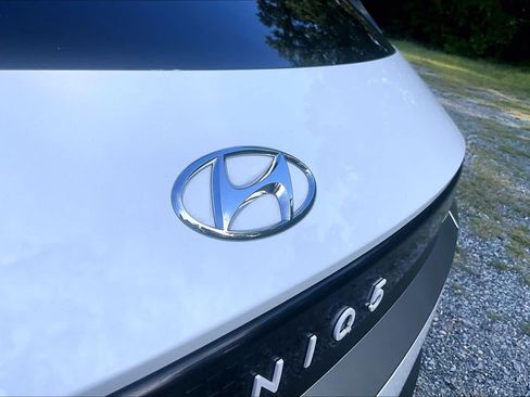 Used 2024 Hyundai Ioniq 5 SE AWD/4WD image 30