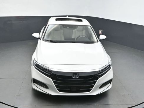 Used 2018 Honda Accord Touring image 37