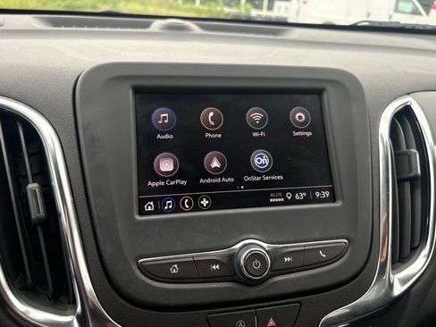 Used 2024 Chevrolet Equinox LT FWD image 19