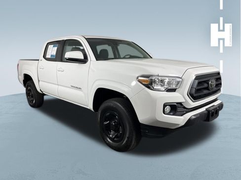 Used 2023 Toyota Tacoma SR5 RWD image 1