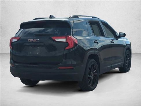 Certified 2024 GMC Terrain SLE w/ Driver Convenience Package image 4