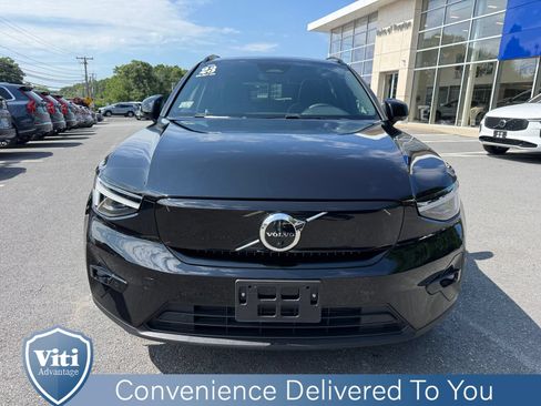 Used 2023 Volvo XC40 Recharge Ultimate w/ Protection Package Premier AWD/4WD image 3