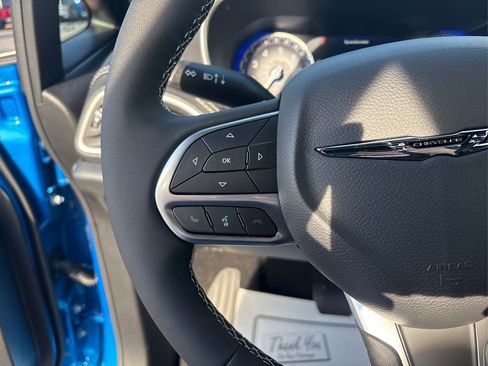 New 2026 Chrysler Pacifica Select image 24