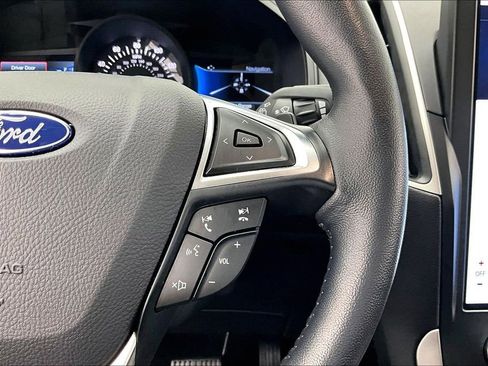 Certified 2024 Ford Edge SEL w/ Convenience Package AWD/4WD image 19