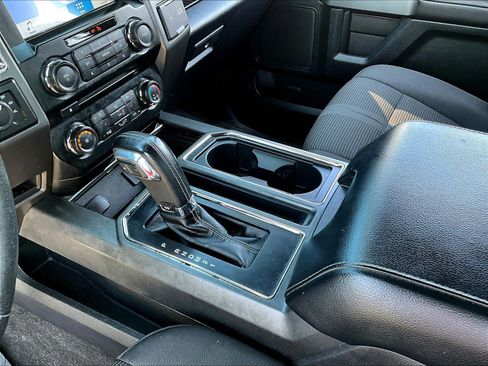 Used 2016 Ford F150 XLT w/ Equipment Group 302A Luxury AWD/4WD image 18