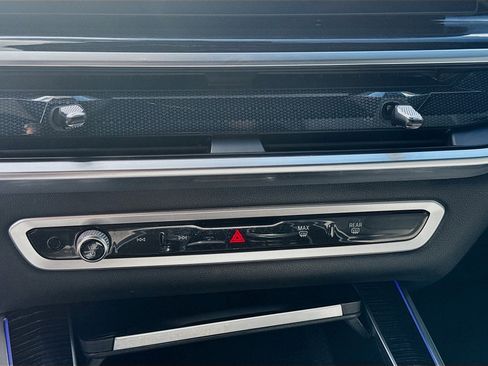 Used 2024 BMW X5 sDrive40i w/ M Sport Package image 13