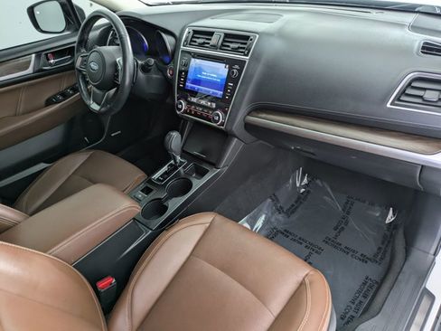 Used 2019 Subaru Outback 2.5i Touring image 19