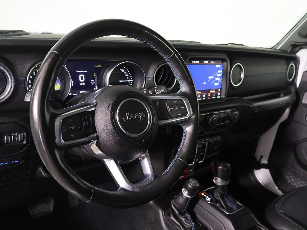 Used 2022 Jeep Wrangler Unlimited Rubicon 4xe w/ Cold Weather Group AWD/4WD image 22