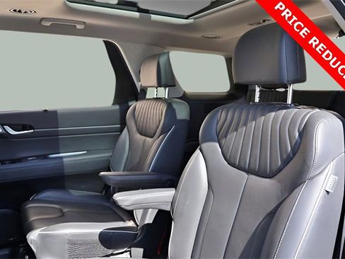 Used 2023 Hyundai Palisade Limited image 14