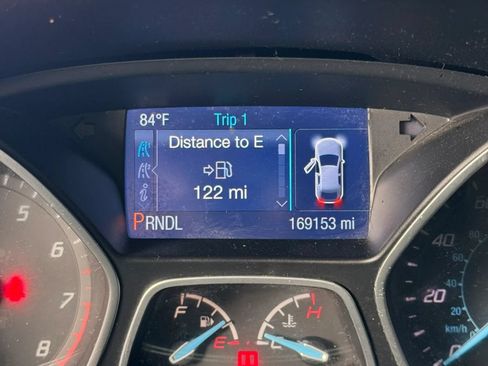 Used 2014 Ford Focus SE FWD image 14