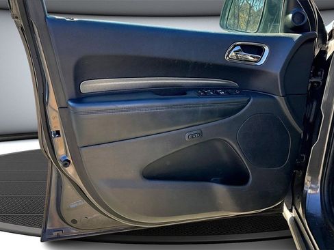 Used 2019 Dodge Durango GT image 17