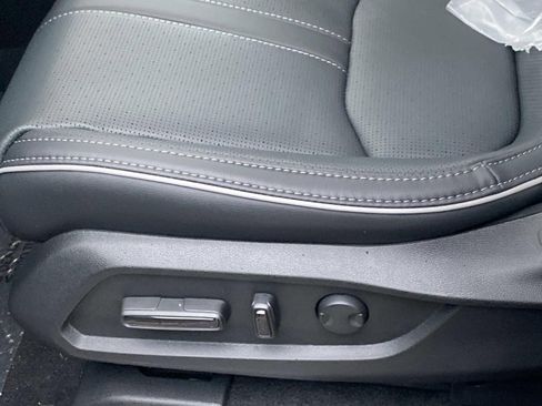 New 2025 Honda Pilot Elite image 12