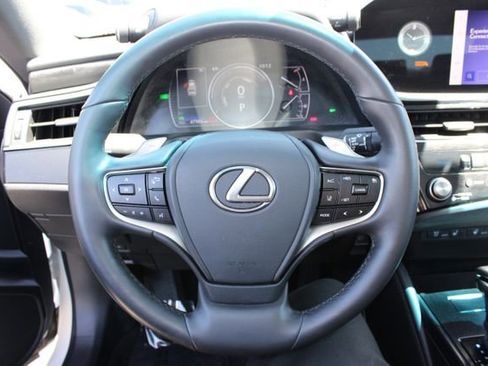 Certified 2024 Lexus ES 300h w/ Premium Package image 16