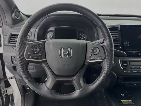 Certified 2024 Honda Passport TrailSport image 11
