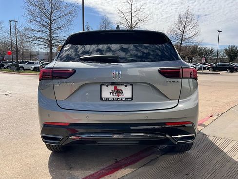 Used 2024 Buick Envision Sport Touring image 7