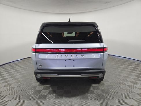Used 2025 Rivian R1S Adventure AWD/4WD image 4